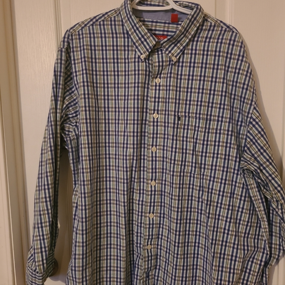 Izod button down